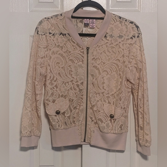 love on a hanger Jackets & Blazers - 5/$25 Love on a Hanger Lace Jacket